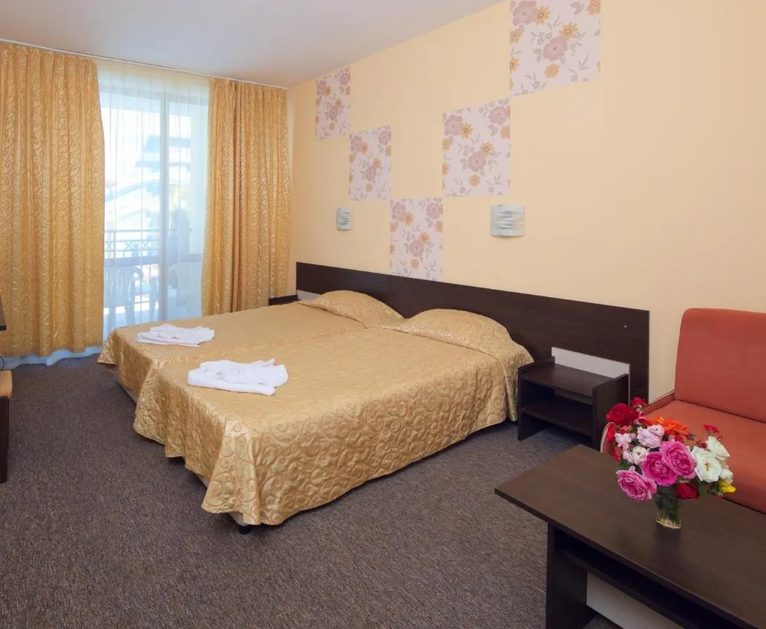 Golden Yavor Hotel-1