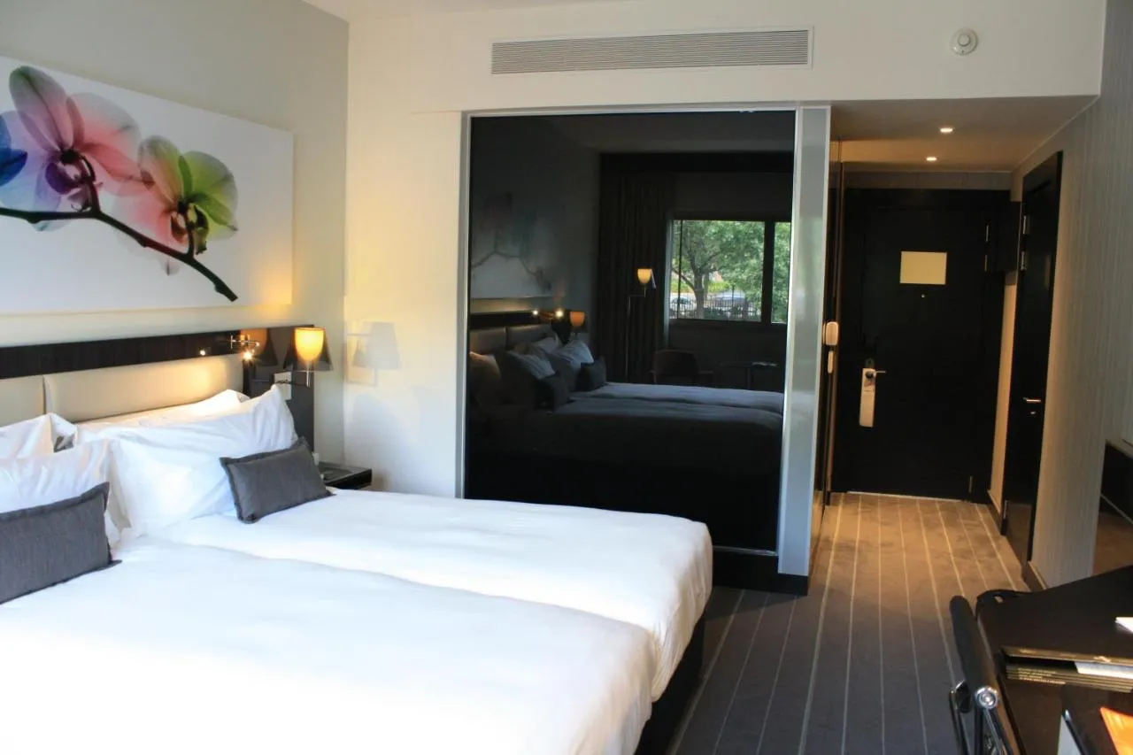 The Maslow hotel slide-3