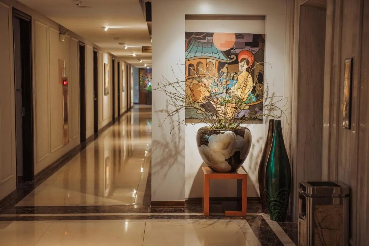 Thang Long Opera Hotel slide-3