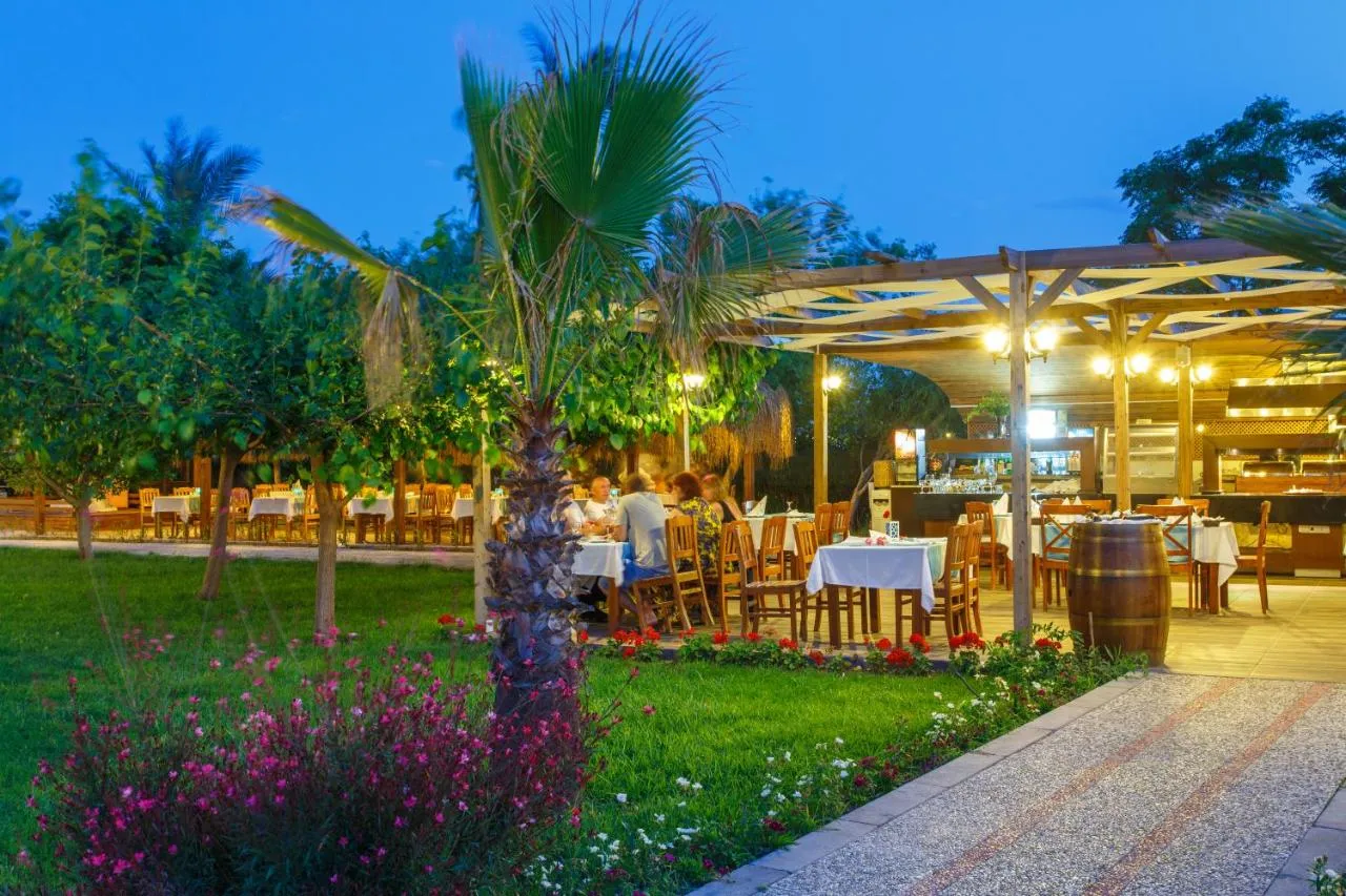 Lucida Beach hotel slide-5