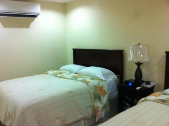 Rainbow Hotel-1