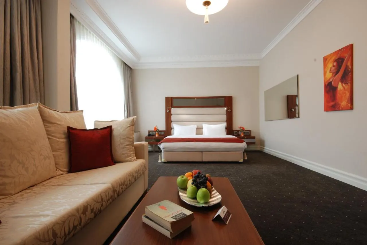 Batumi World Palace-1