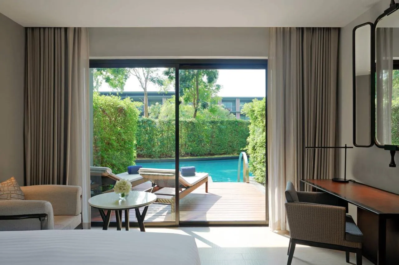 Hua-Hin-Marriott-Resort-Spa slide-5