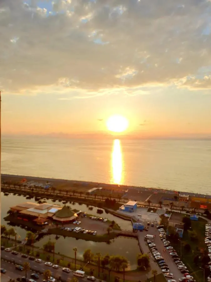 Penthouse Hotel Batumi slide-3