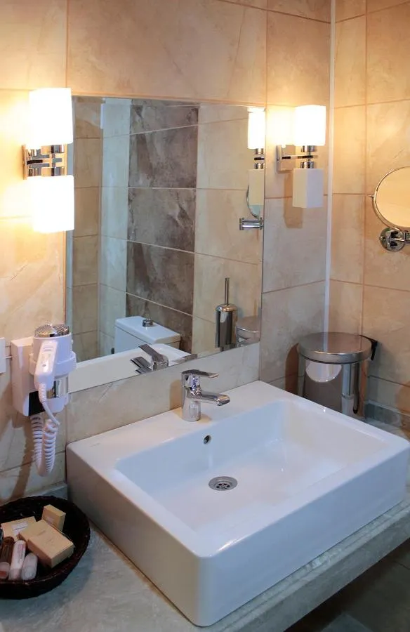 Dergah Hotel slide-4