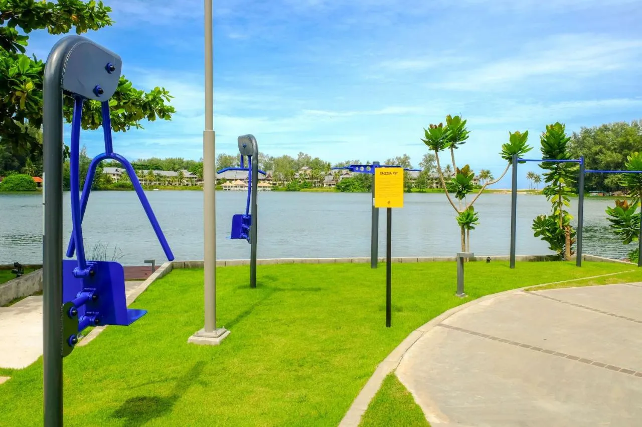 Cassia Phuket hotel slide-3