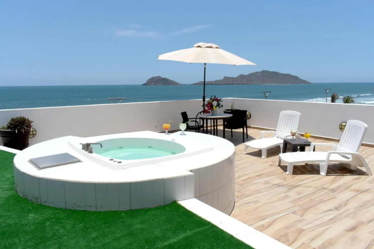 Coral Island Beach View Hotel-2