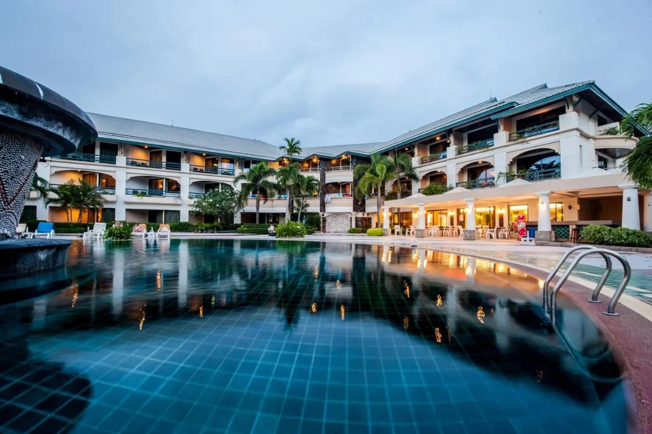 Phi Phi Island Cabana Hotel slide-5