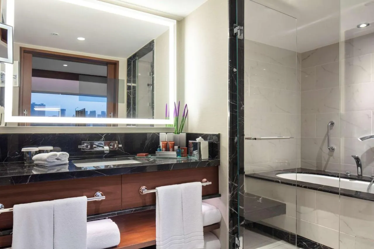 Conrad Istanbul Bosphorus slide-3