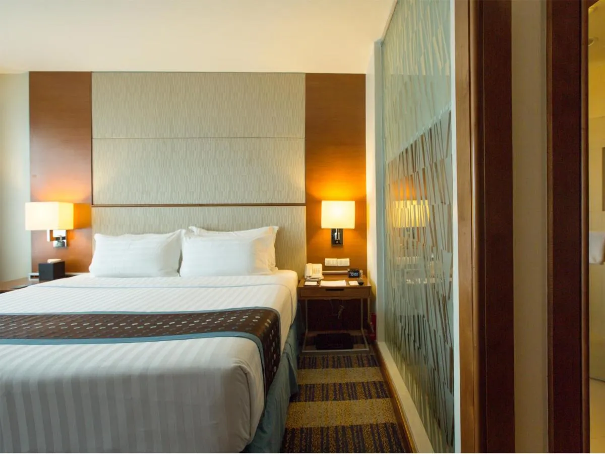 Lex Hotel Cebu slide-5