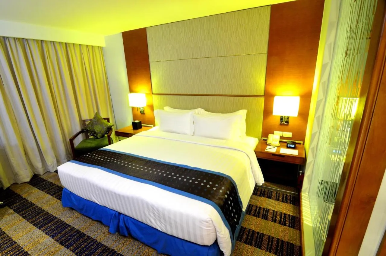 Lex Hotel Cebu slide-3