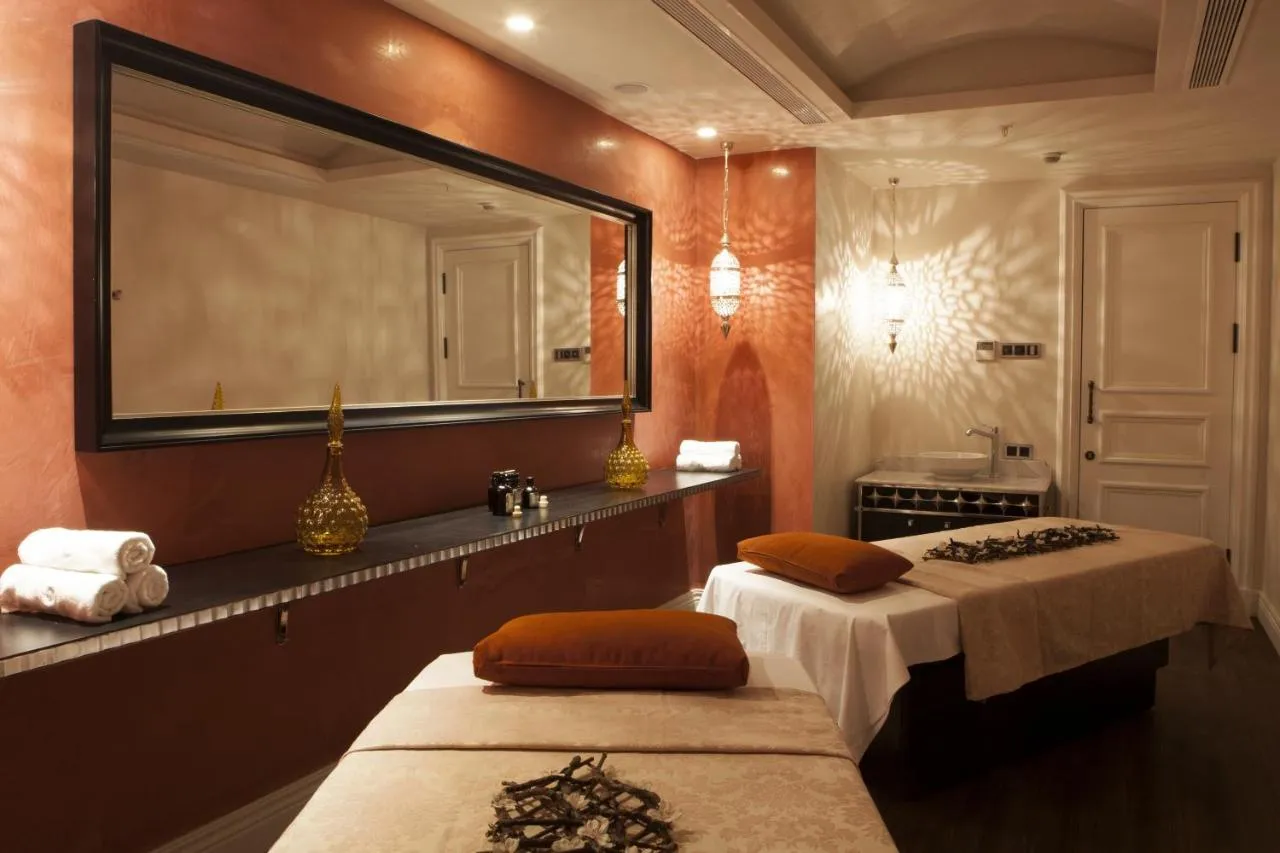 The House Hotel Karakoy-2