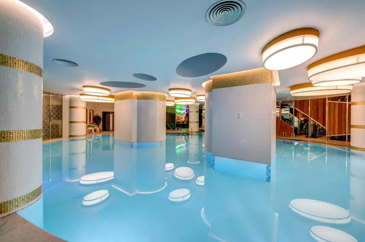 Elysium Styles Taksim-1