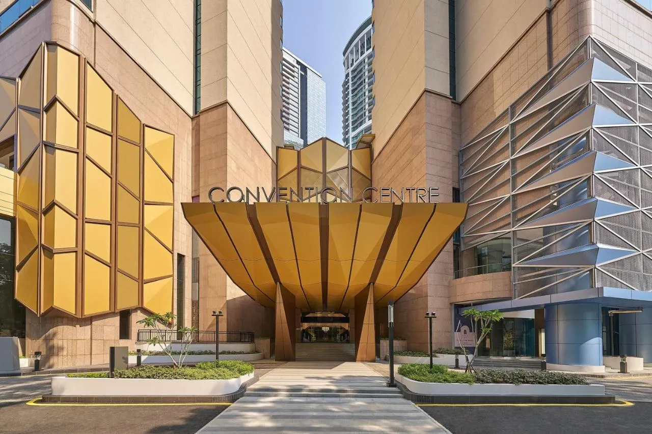 Renaissance Kuala Lumpur Hotel-1