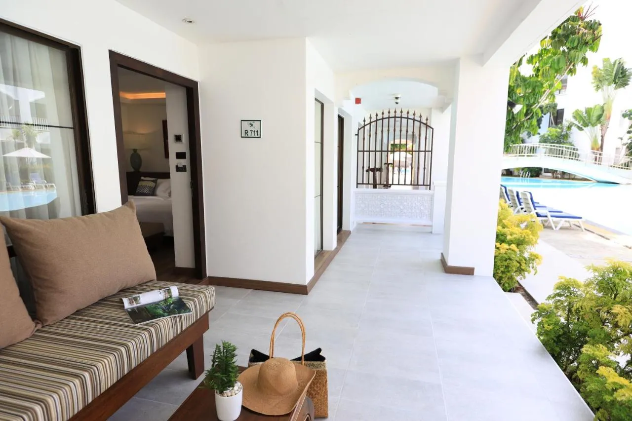 Celes Beach Front Resort slide-3
