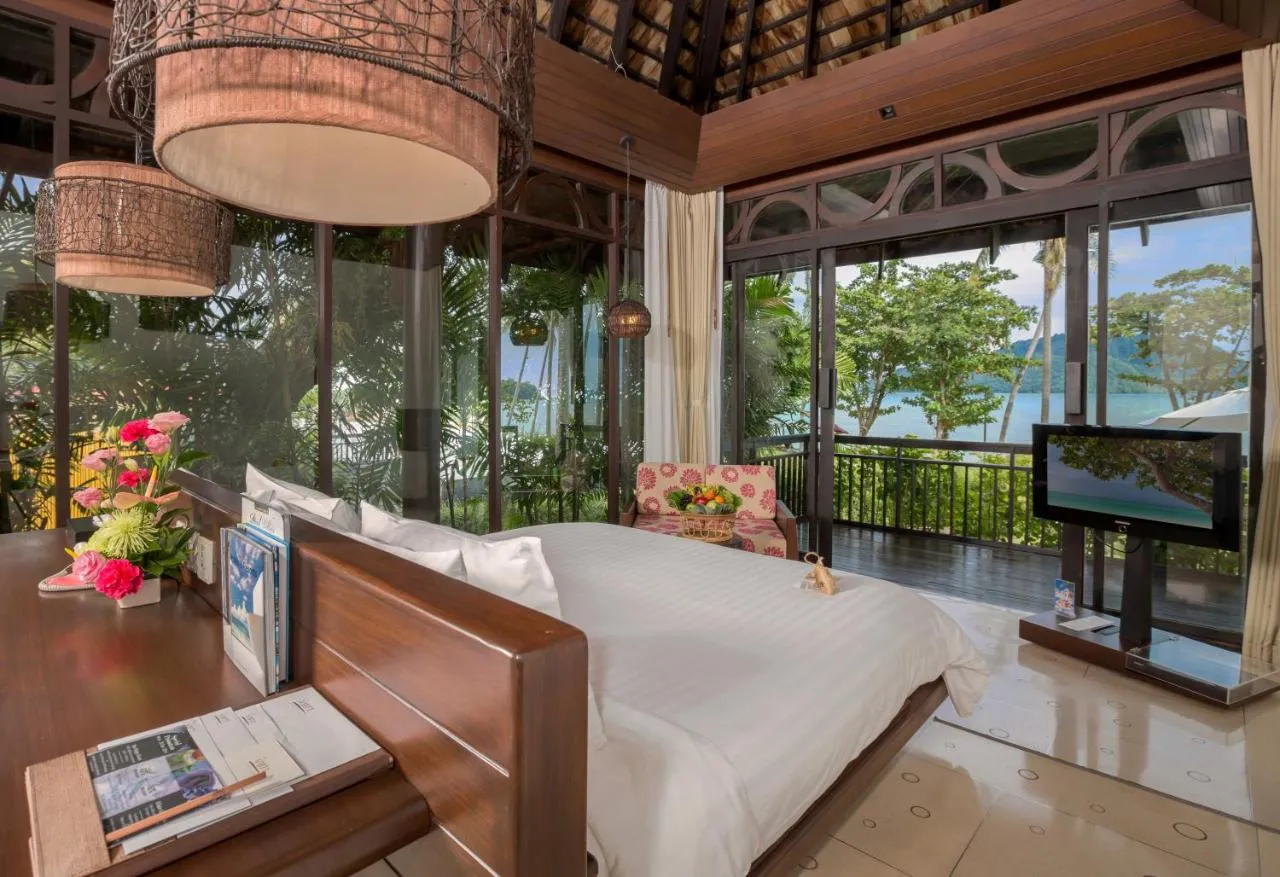The Vijitt Resort Phuket slide-5