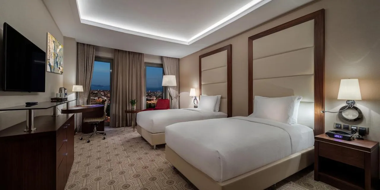 Doubletree By Hilton Istanbul Topkapi-2