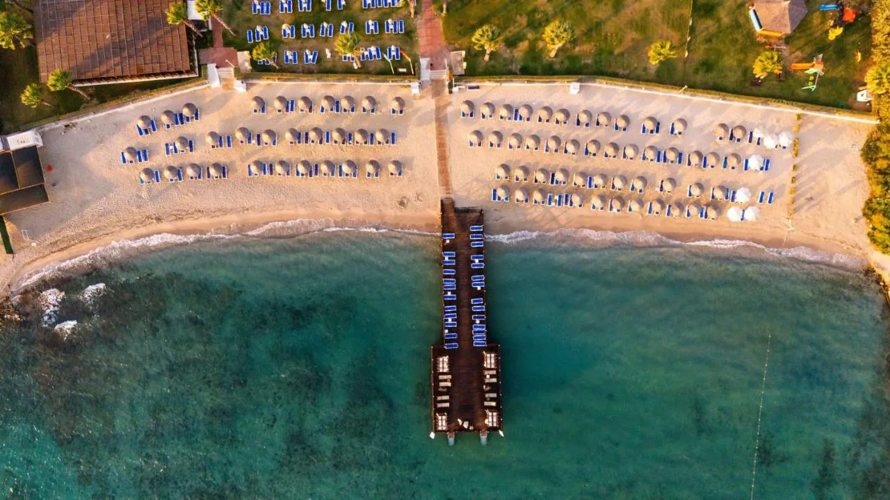 Radisson Blu Resort & Spa Hotel-1
