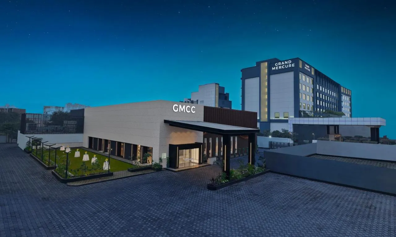 Grand Mercure Agra hotel slide-4