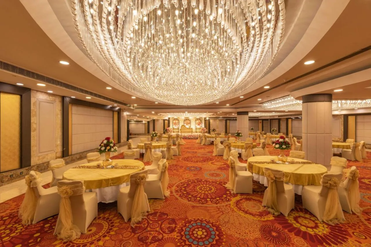 Radisson Blu Ghaziabad hotel slide-3