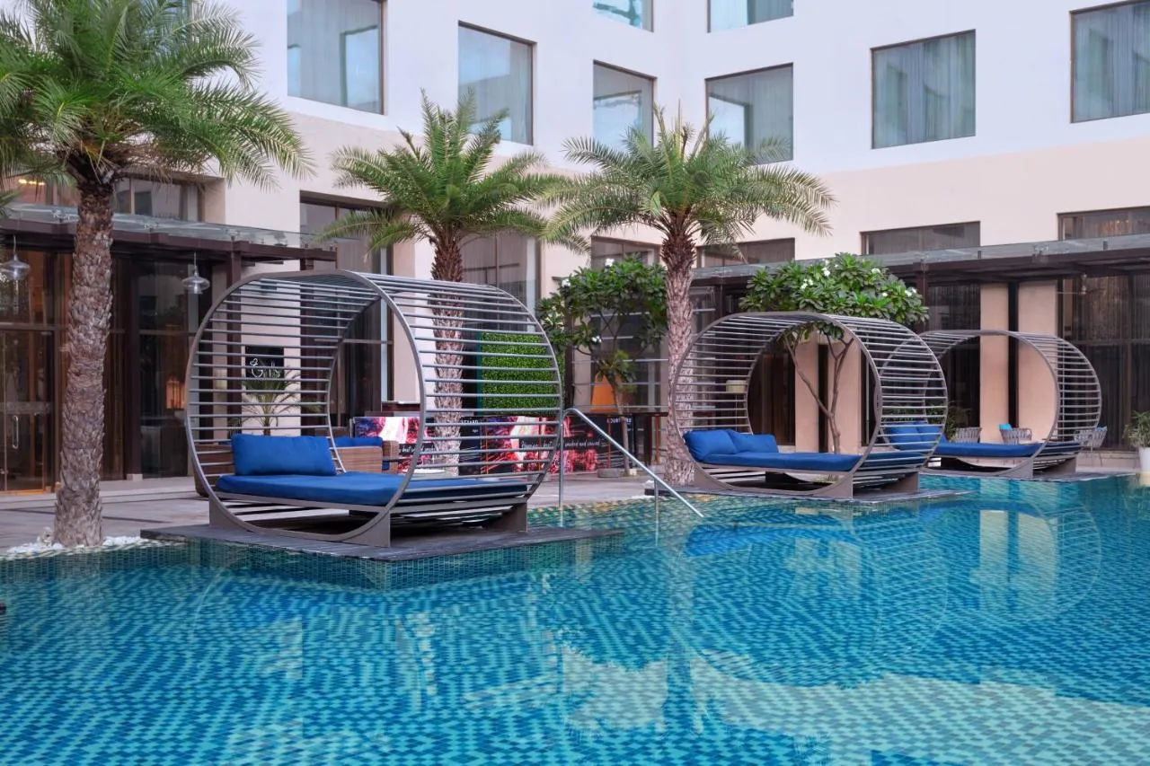Courtyard by Marriot Agra hotel slide-3