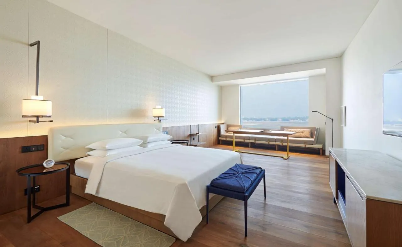 Andaz Delhi, by Hyatt slide-4