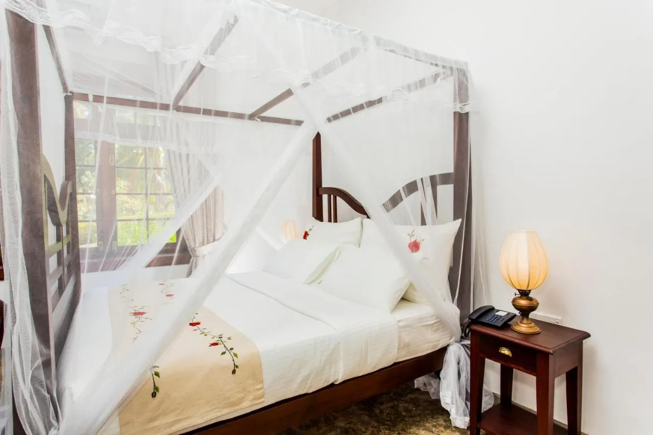 Mountbatten Bungalow-1