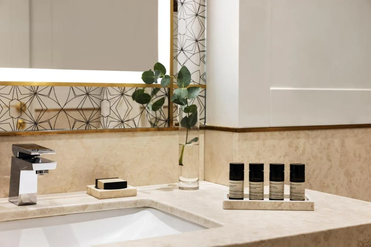 The Alexander, a Luxury Collection Hotel-1
