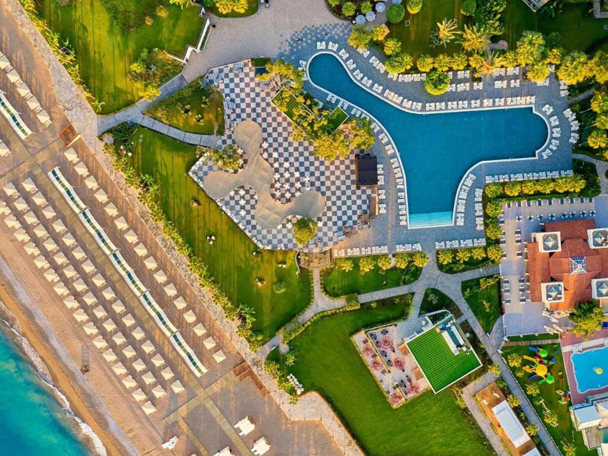 Royal Diwa Tekirova Resort Hotel slide-4