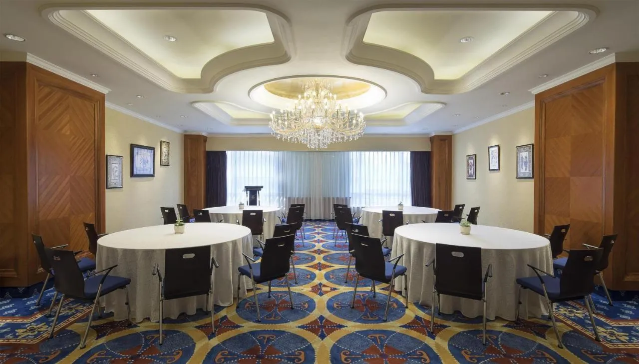 Hongqiao Jin Jiang Hotel slide-5