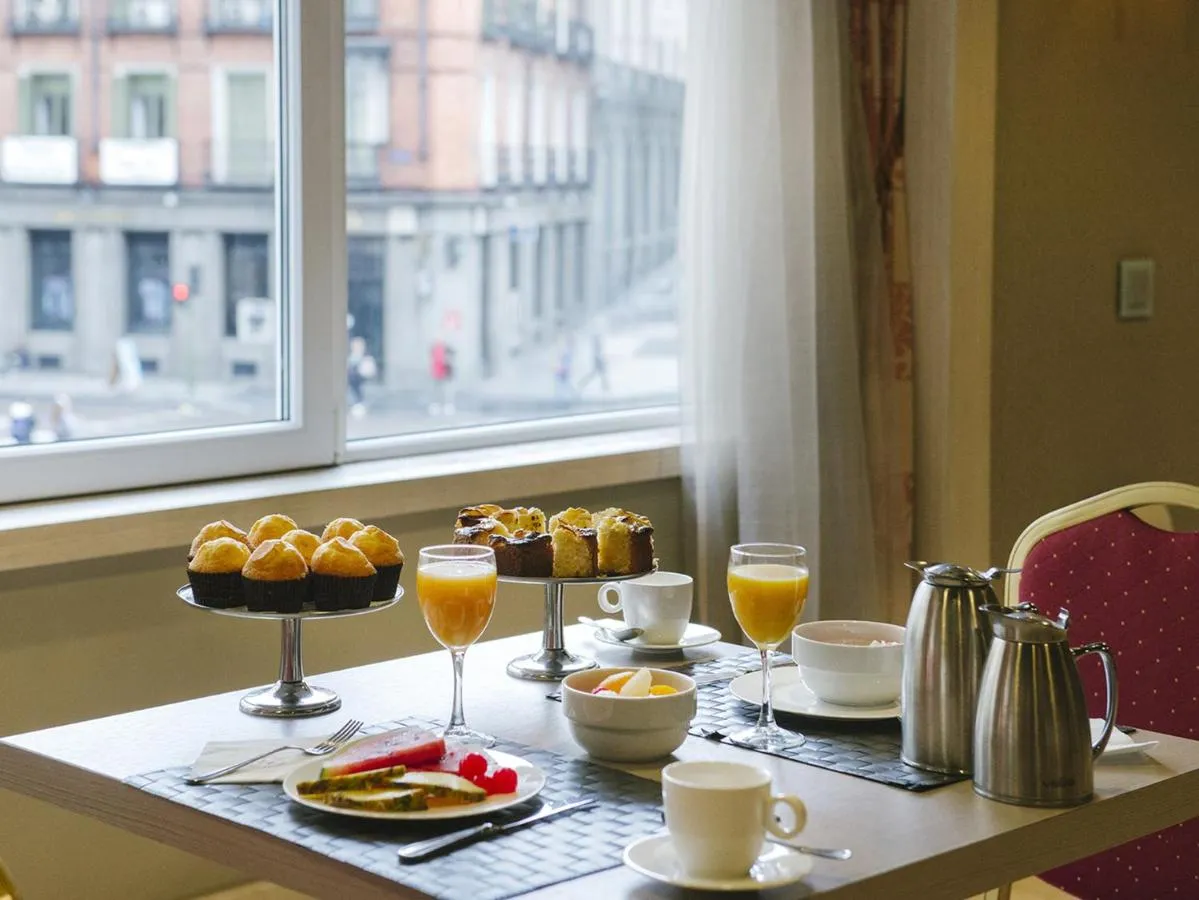 Emperador Madrid hotel-1
