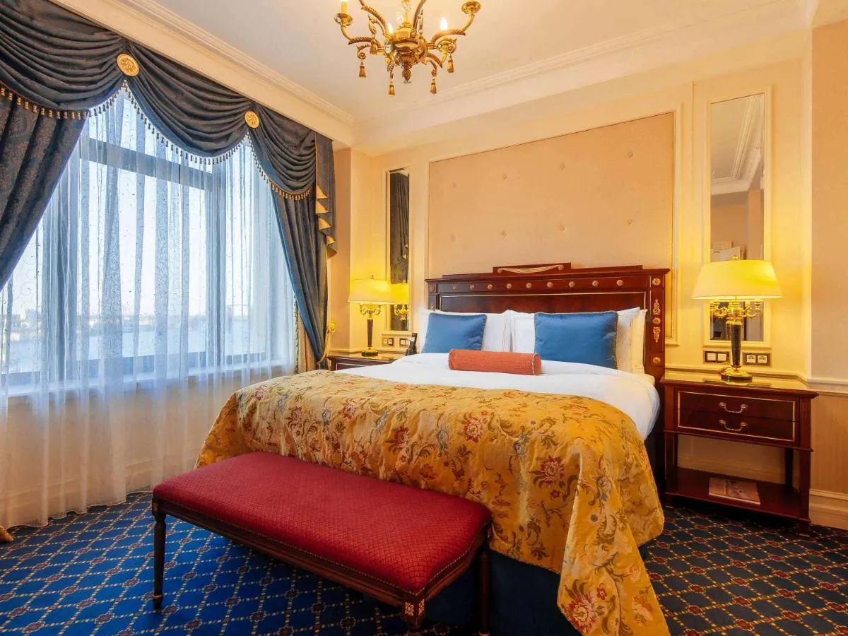Fairmont Grand Kyiv hotel slide-5