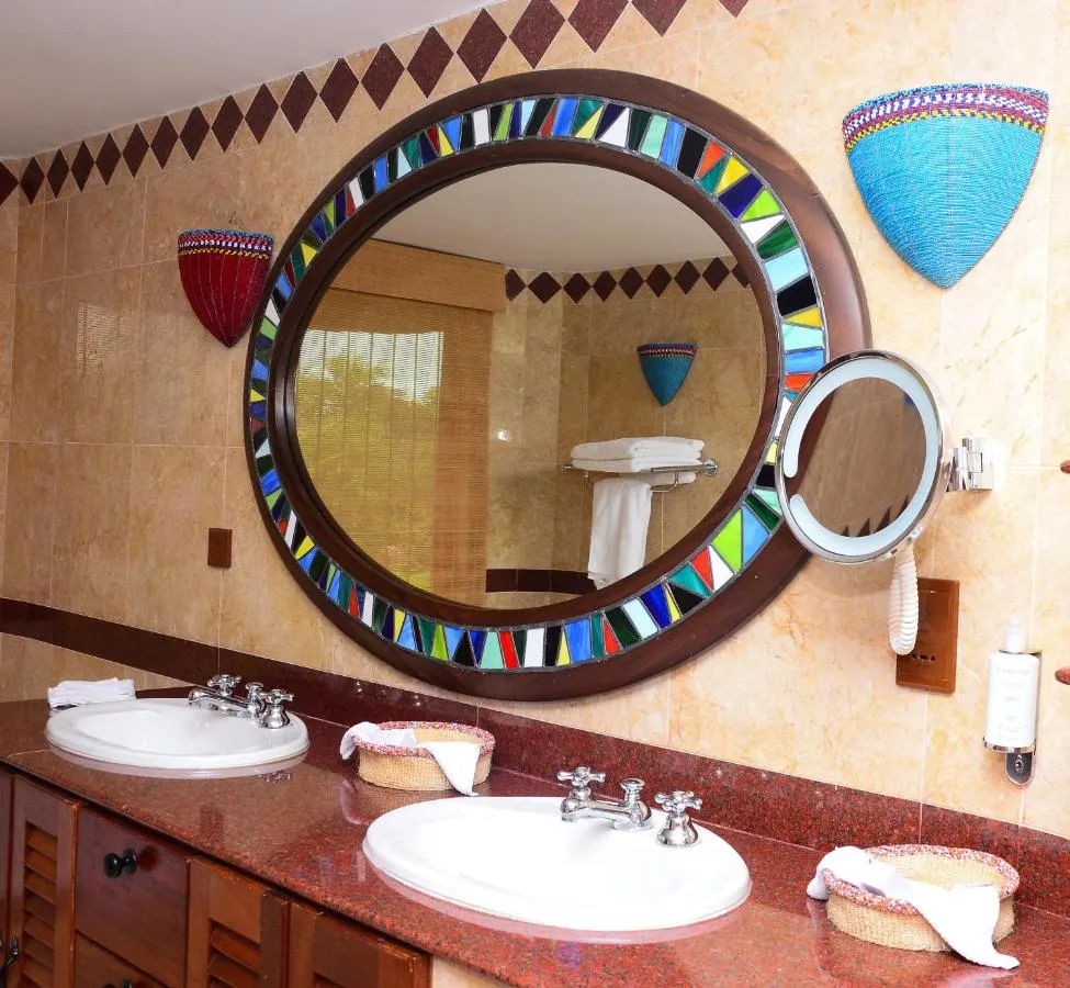 Amboseli Serena Safari Lodge hotel slide-4