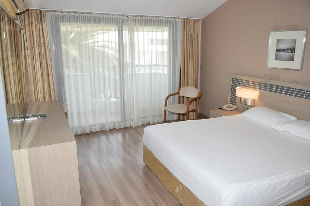 Pam Thermal Hotel Clinic and Spa slide-4