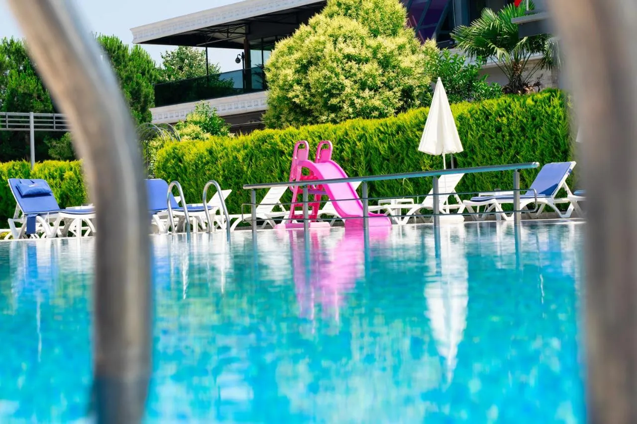 Vela Verde Hotel & SPA-1