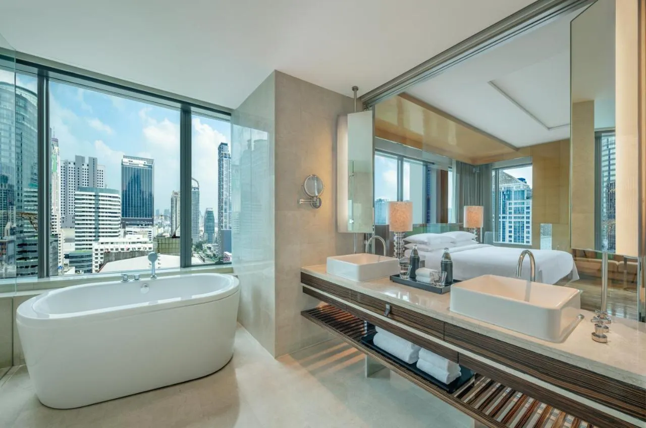 Renaissance Bangkok Ratchaprasong Hotel slide-4