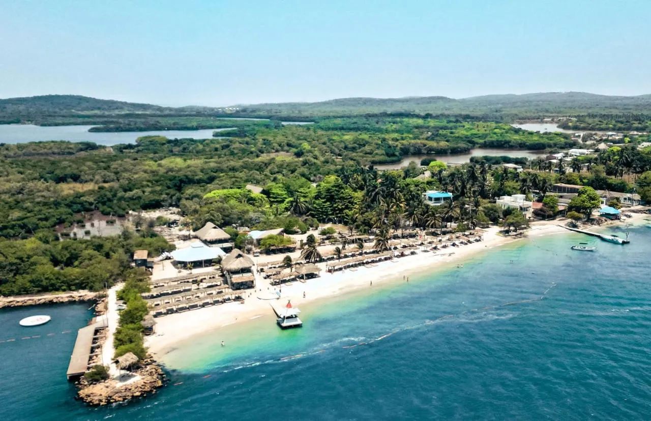 Fenix Beach Cartagena-1