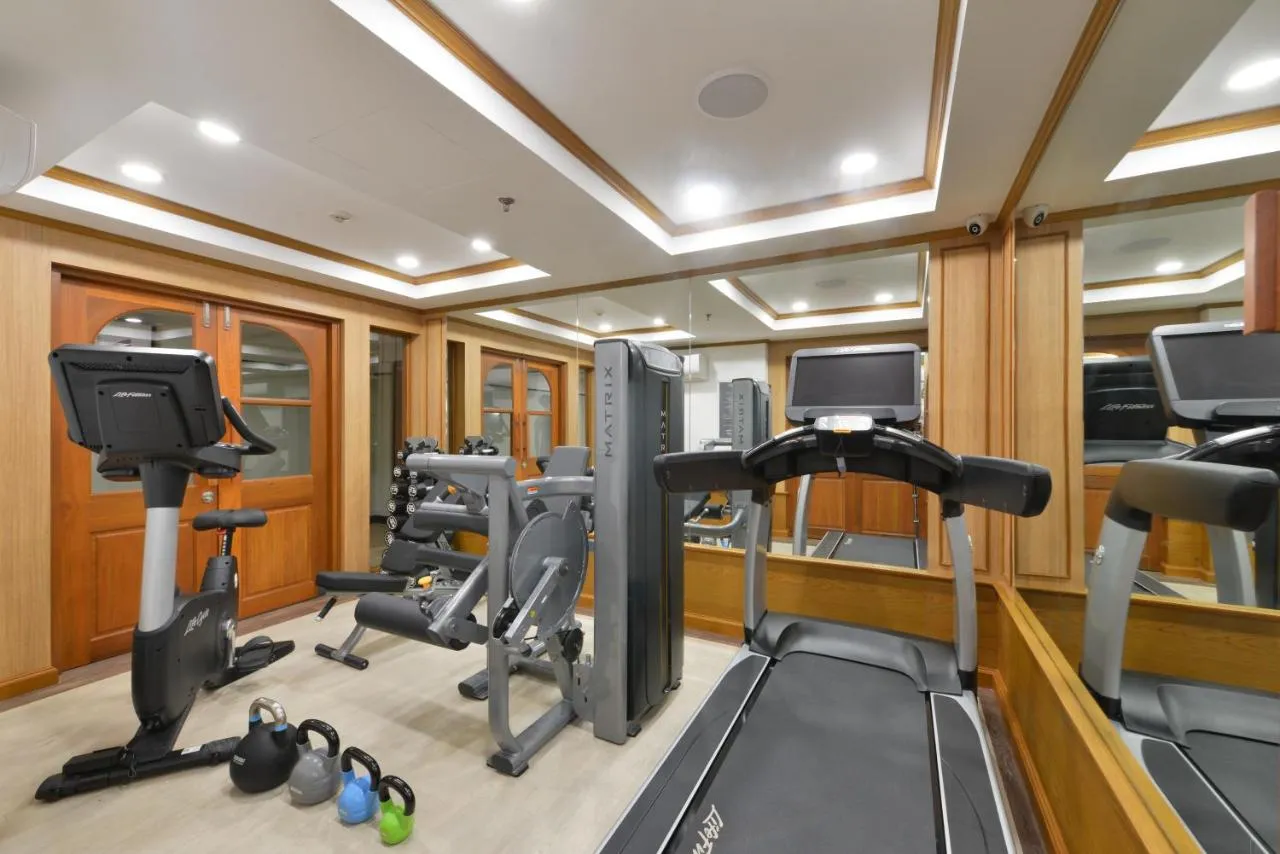 Oakwood Hotel & Residence Bangkok SHA Plus Certified-1