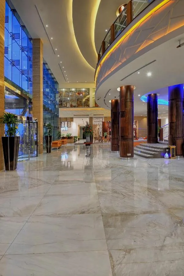 Ghaya Grand hotel slide-3
