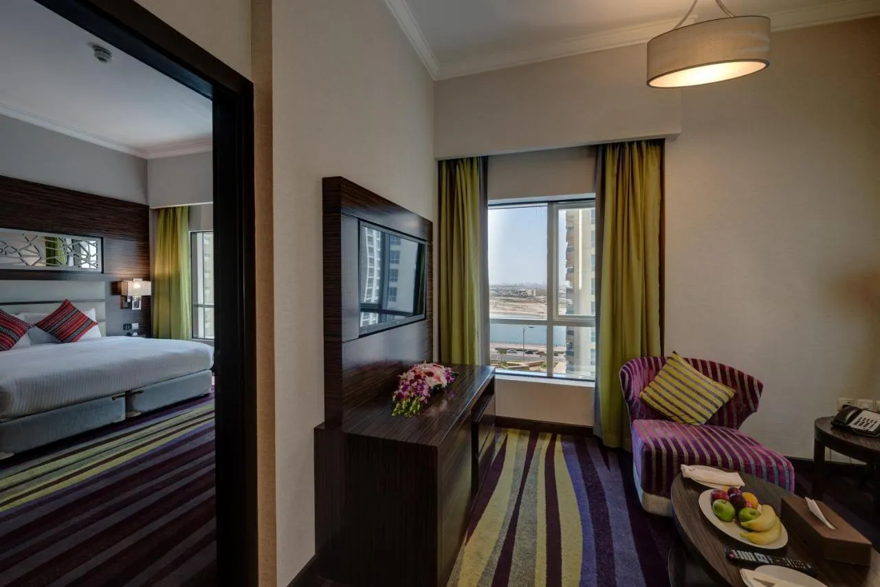 Ghaya Grand hotel slide-2