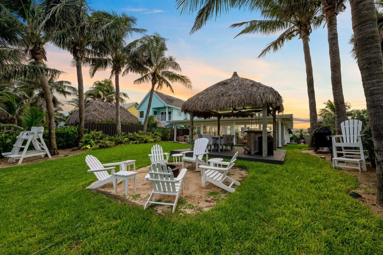 Vista Del Mar Oceanfront Home Stunning Views Backyard Oasis slide-3