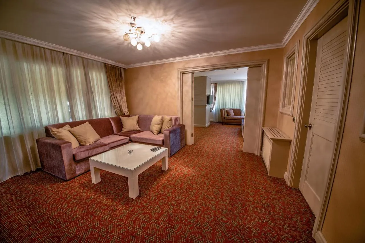 Dream Hill Asia Business Deluxe Hotel-2