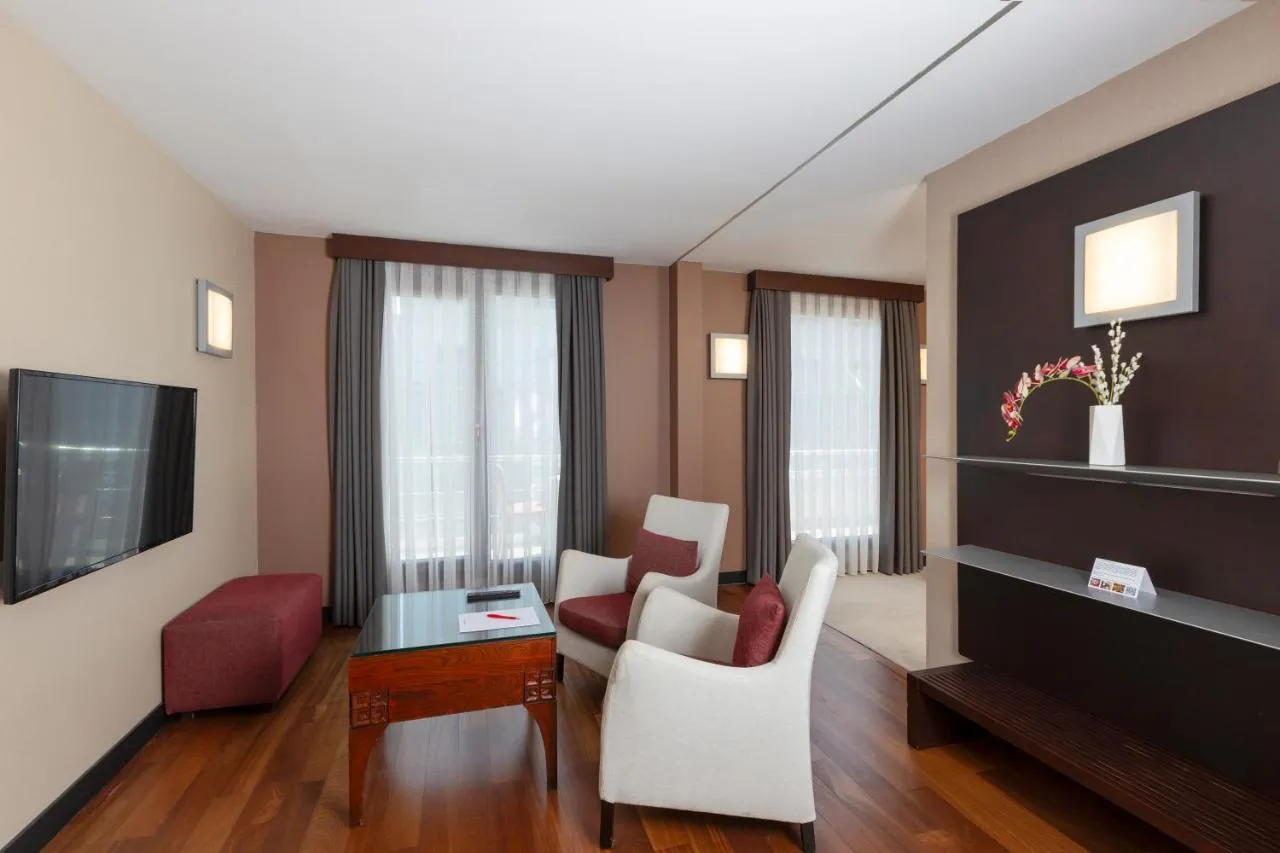 Nippon Hotel-2