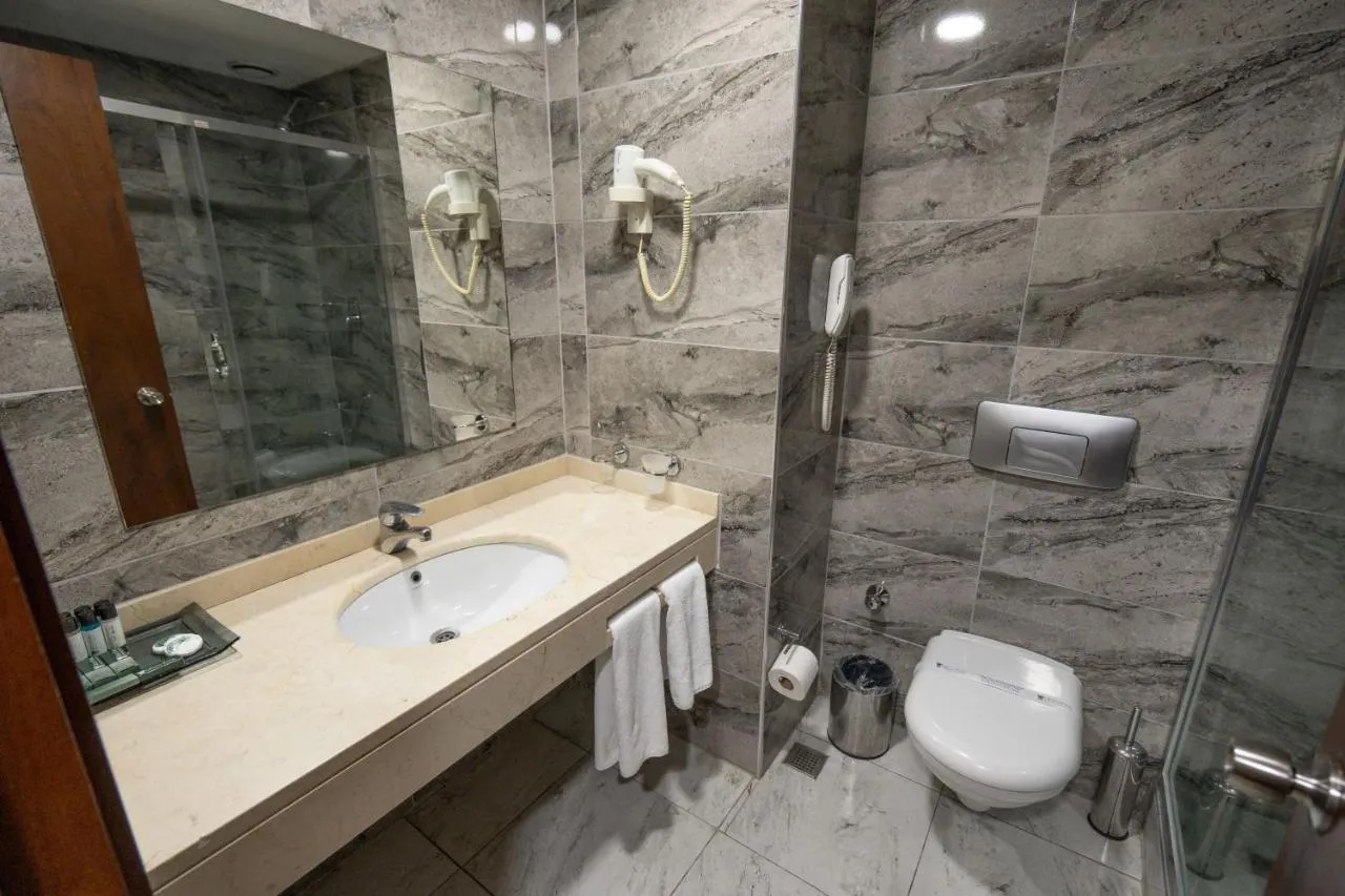The Green Park Hotel Taksim slide-5