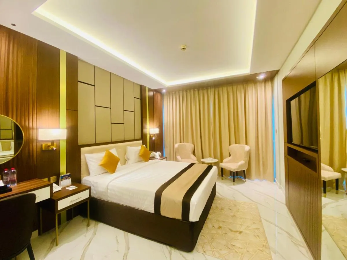 Golden Tulip Deira slide-2