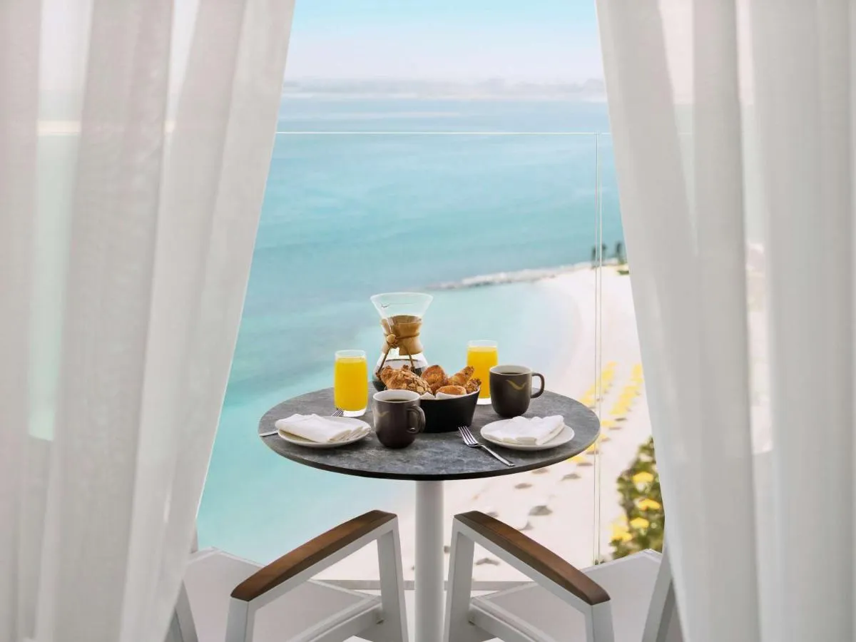 Mövenpick Resort Al Marjan Island slide-3