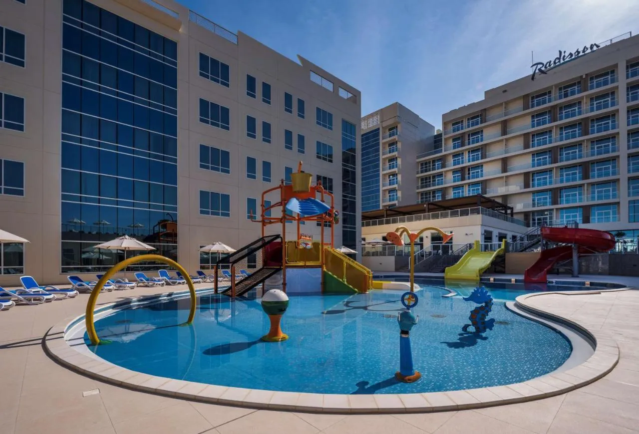 Radisson Resort Ras Al Khaimah Marjan Island slide-1