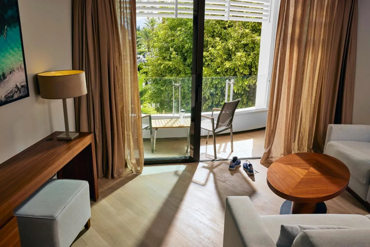 TUI BLUE Grand Azur Hotel slide-4