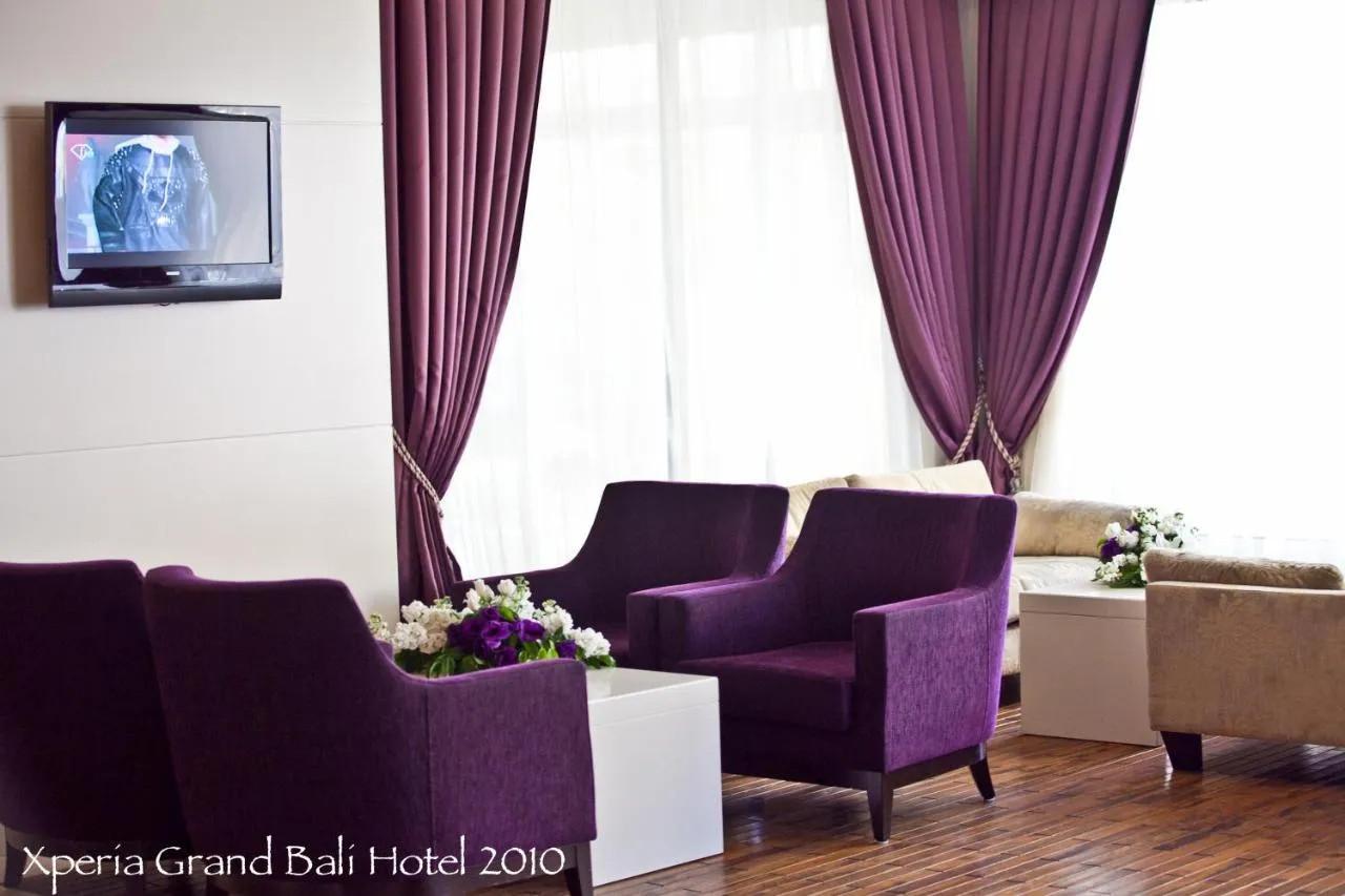 Xperia Grand Bali Hotel-1