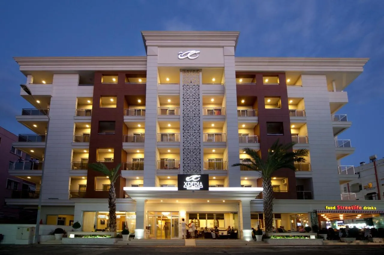 Xperia Grand Bali Hotel slide-3